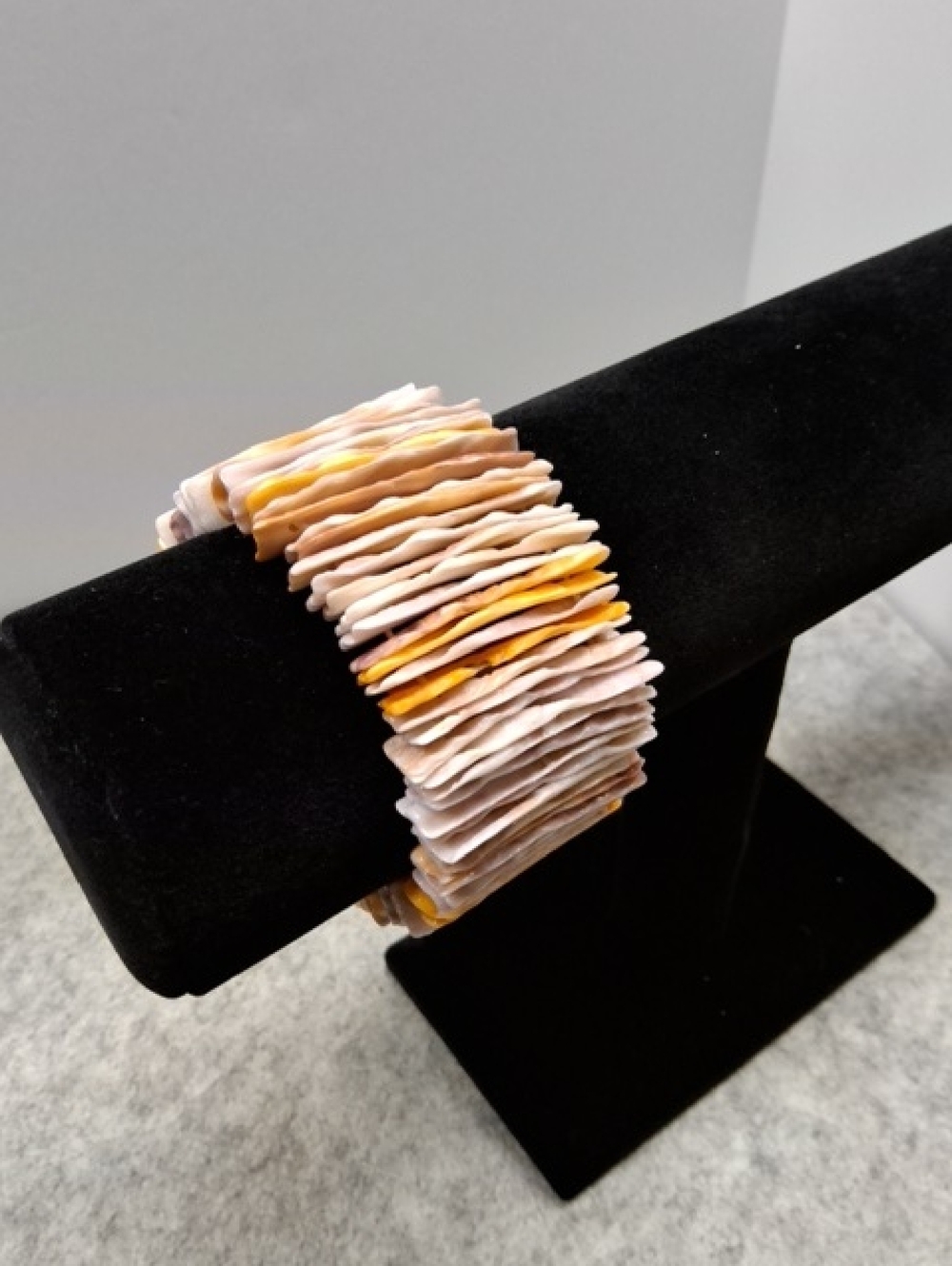 Unbranded Yellow & Cream Layered Shell Disc Stretch Cuff Bracelet